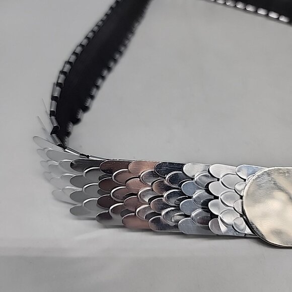 VTG Silver Metal Serpentine Fish Scale Stretch Fashion Belt Retro 30-40" - Picture 3 of 5